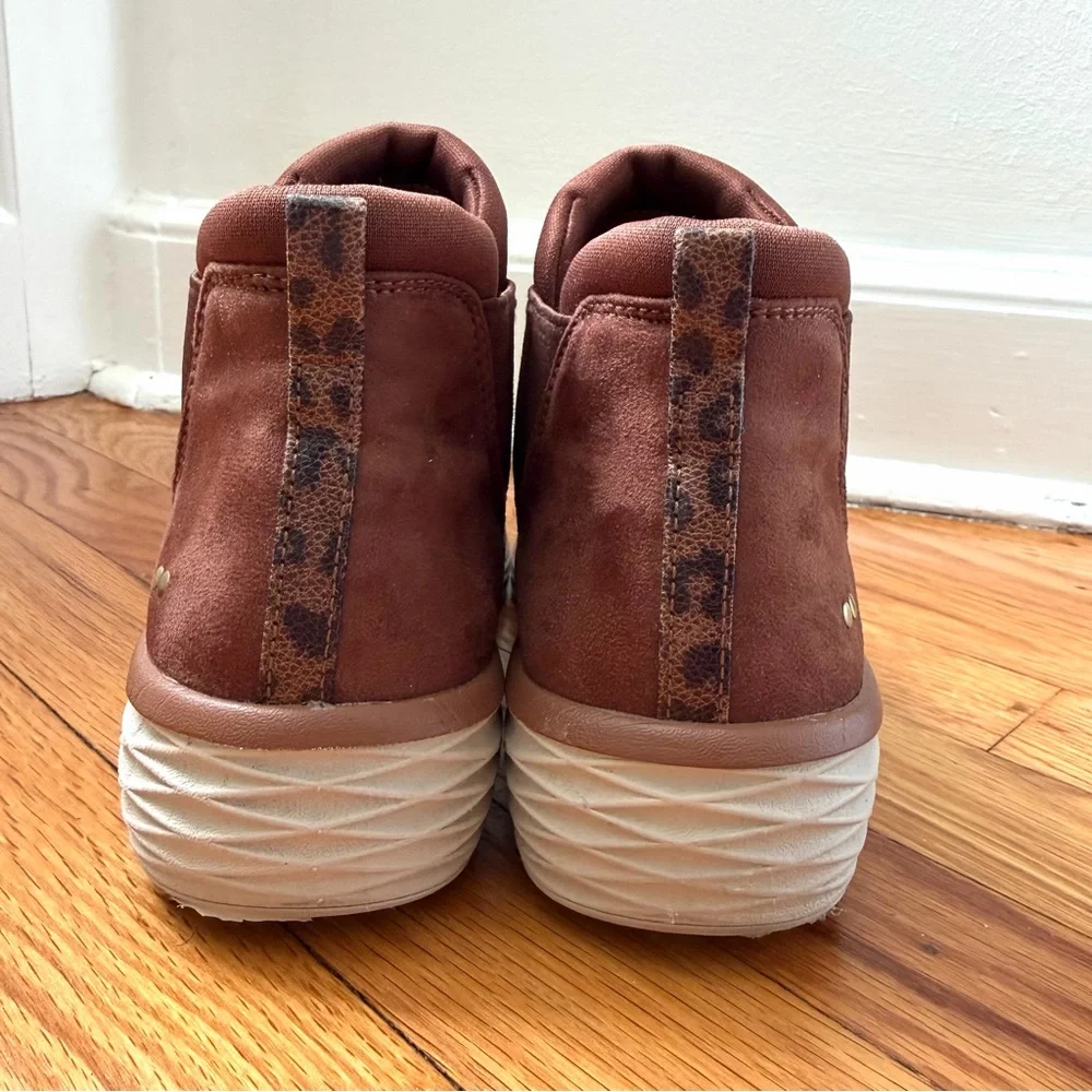 Ryka Niah Animal Banana Bread Water Repellent Ankle Boots Women’s Size 7.5